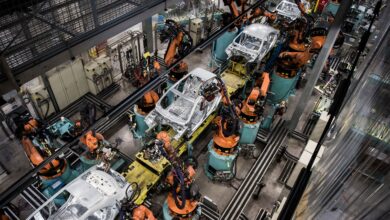 Pabrik Mencari Robot yang Paling Stabil, Bukan yang Paling Mirip Manusia