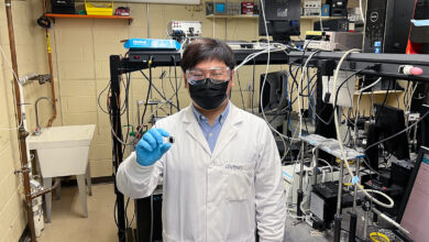 Model Baru Jepang Ungkap Cara Lebih Jelas Menyelaraskan Energi Sel Surya Perovskite, Efisiensi Bisa Naik