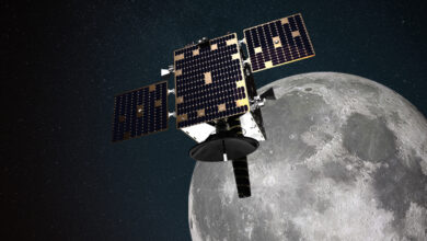 NASA Uji Isolasi Cerdas Agar Alat Kecil Ini Tetap Hidup Saat Malam Bulan Menggigit