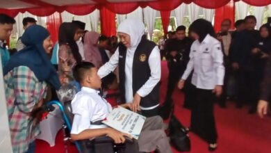 Verifikasi Data Sosial Dipercepat, Khofifah Bantu Warga Kediri Lewat Beragam Bansos
