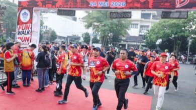 Taj Yasin Ikut Jalan Sehat PSMTI, Semarang Disulap Jadi Ruang Warga Bergerak Aktif