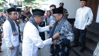 Gebu Minang Jabar Dikukuhkan Di Bandung, Tradisi Pasambahan Dan Silek Warnai Penyambutan OSO