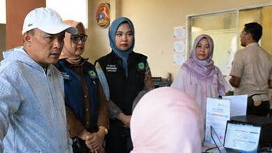 Bupati Kuningan Awasi Kedisiplinan ASN Di Hari Pertama Kerja, Layanan Publik Langsung Diuji