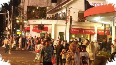 Braga Bandung Diserbu Wisatawan Saat Libur Panjang, Kuliner dan Seni Jadi Magnet Utama