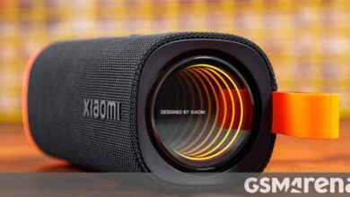 Speaker Ringkas Xiaomi Ini Punya Lampu Unik, Auracast, Dan Suara Yang Nyaman Dipakai Sehari-hari
