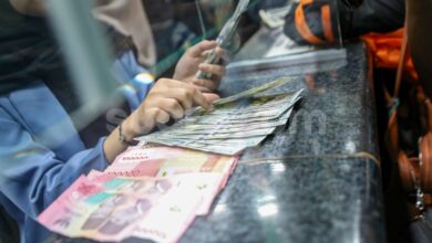 Tekanan Global Meningkat, Rupiah Kian Rapuh di Ambang Rp18.000 per Dolar AS