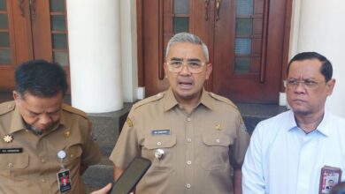Farhan Tegaskan Pelayanan Bandung Tetap Jalan, Stabilitas Pemerintahan Harus Dijaga