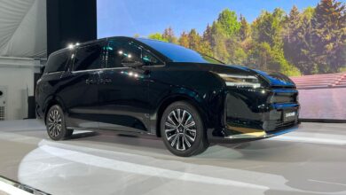 Harga Mulai Rp300 Jutaan, Wuling Darion Tawarkan EV Dan PHEV Untuk Keluarga Jakarta